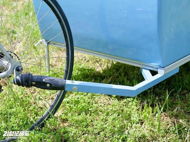 的法式浪漫！Nirvana Van自行车移动小窝AG真人百家家乐app29万元起54kg水滴房车(图6)