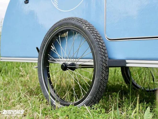 的法式浪漫！Nirvana Van自行车移动小窝AG真人百家家乐app29万元起54kg水滴房车(图10)